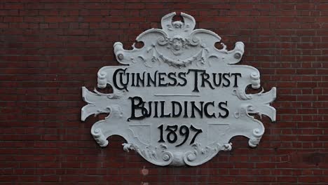 Edificios-Del-Guinness-Trust,-1897,-Londres,-Reino-Unido