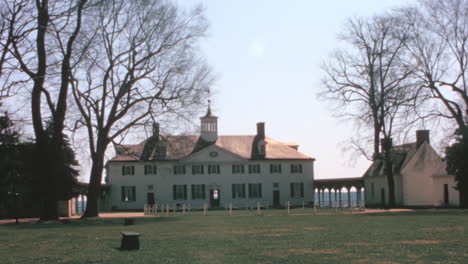 George-Washington-Haus-An-Einem-Sonnigen-Wintertag,-Mount-Vernon,-1950er-Jahre