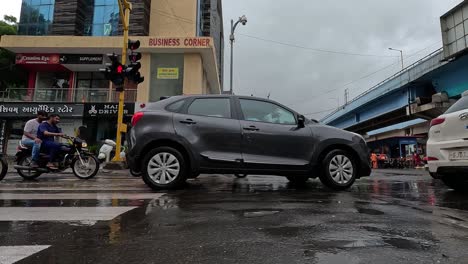 Vista-Desde-La-Zona-De-Lluvia-En-Indira-Circle,-Rajkot