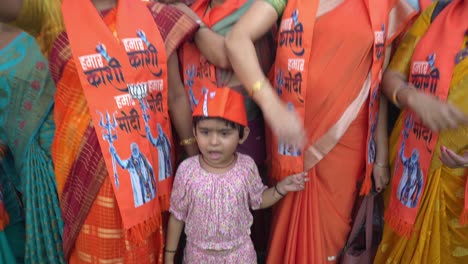 BJP-supporters-wearing-BJP-merchandise-gathered-to-attend-Chief-Minister-Yogi-Adityanath-Lok-Sabha-election-campaign-rally