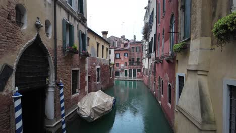 Un-Día-Normal-En-La-Hermosa-Ciudad-De-Venecia.