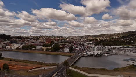 Bridge-on-North-Esk-River-crossing-Launceston-city,-Tasmania-in-Australia