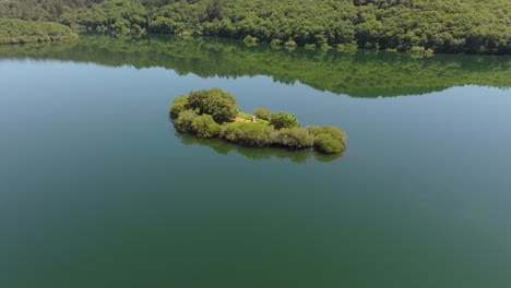 Isolated-Islet-At-Rio-Oitaven-Near-Encoro-de-Eiras-In-Pontevedra,-Galicia,-Spain