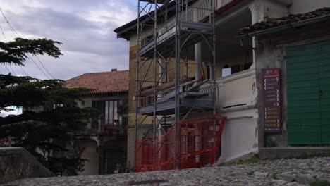 Small-town-of-Italy-building-and-narrow-street