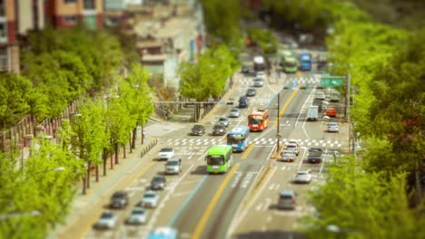 Immerse-yourself-in-the-dynamic-pulse-of-urban-life-with-this-stunning-traffic-timelapse