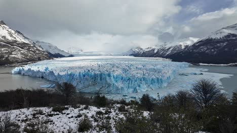 Zeitrafferwolken-Im-Nationalpark-Los-Glaciers-In-El-Calafate,-Argentinien