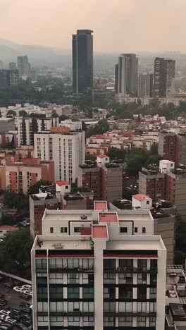 Vista-Aérea-Vertical-De-Complejos-Habitacionales-En-La-Ciudad-De-México.