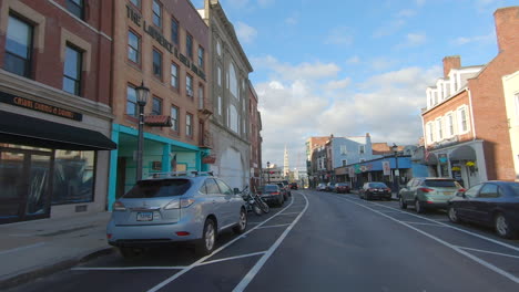 Driving-through-downtown-New-London-CT