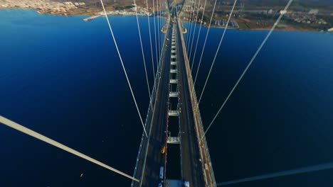 Bau-Einer-Hängebrücke