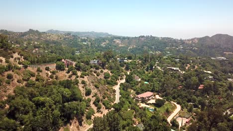 Enormes-Mansiones-Escondidas-En-Las-Colinas-De-Beverly-Hills,-California