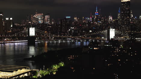 Luftaufnahme-Von-New-York-City-Bei-Nacht