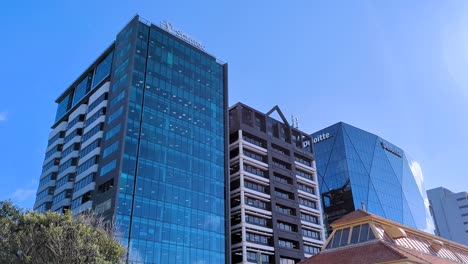 Edificios-De-Oficinas-En-Wellington-Para-Empresas-Como-Stantec,-Deloitte-Y-Cornerstone-En-El-Distrito-Comercial-Central-De-La-Ciudad-Capital-De-Nueva-Zelanda,-Aotearoa