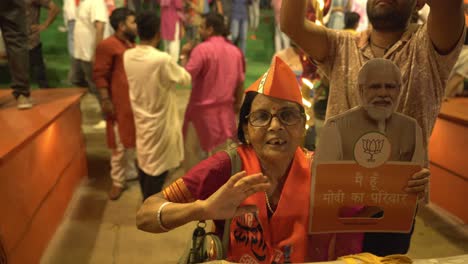 Indian-woman-supporter-of-BJP-and-Prime-Minister-Narendra-Modi