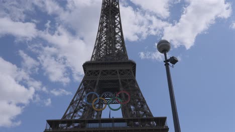 Enthüllung-Des-Eiffelturms-In-Paris,-Frankreich