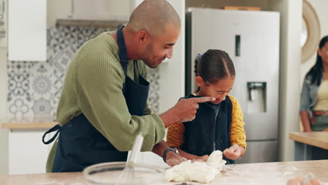 Messy,-father-and-child-baking-with-dough