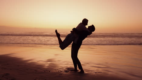 Couple,-hug-and-silhouette-with-sunset