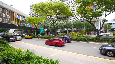 Singapore-bugis-street-2-june-2022-street-view-of-bugis-retail-mall-buildings