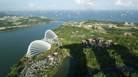 Singapur-10.-Juni-2022-Luftaufnahme-Von-Gärten-An-Der-Bucht-An-Einem-Sonnigen-Tag,