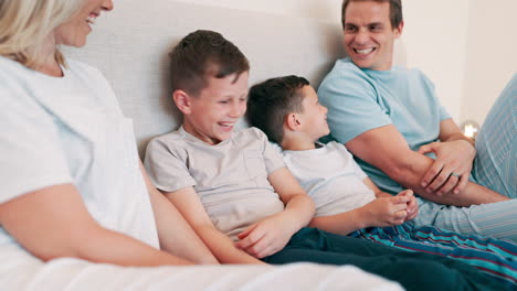 Happy,-smile-and-parents-with-children-in-the-bed