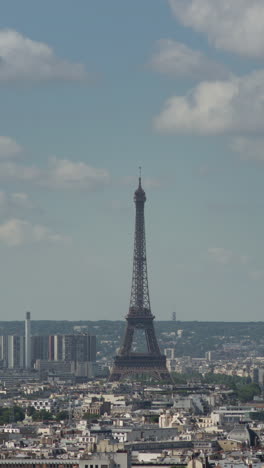 Eiffelturm-Im-Hochformat