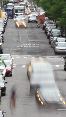 new-york-city-street-scene-in-vertical-format