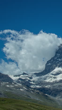 matterhorn-swiss-alps-in-vertical