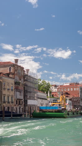 canal-city-of-venice-in-vertical