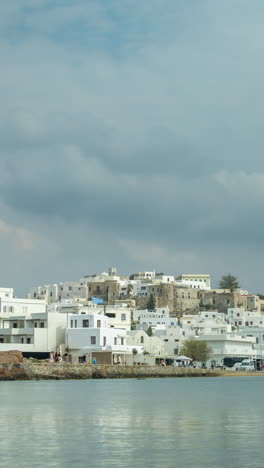 Naxos-Stadt-In-Naxos-Griechenland-In-Vertikaler