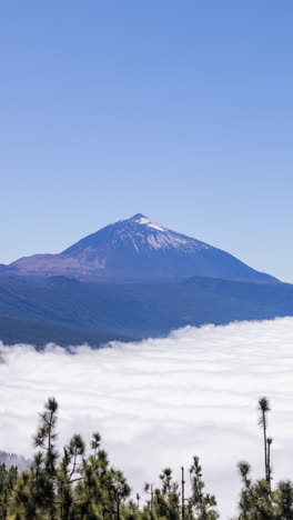 Vulkan-El-Teide-Auf-Teneriffa-In-Der-Vertikalen