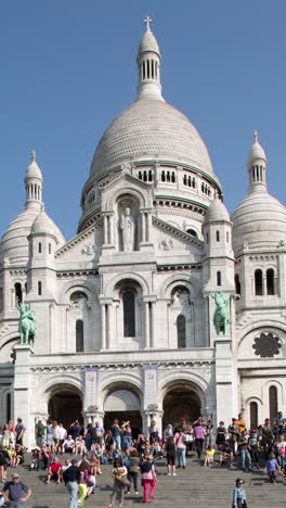 Sacre-Coeur-En-París-En-Formato-Vertical.