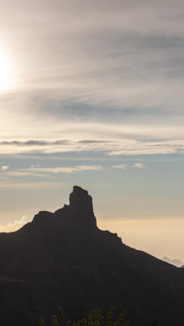 roque-nublo-in-gran-canaria-in-vertical-format