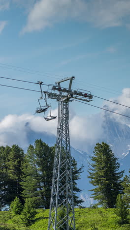 Alpes-Suizos-Matterhorn-En-Vertical