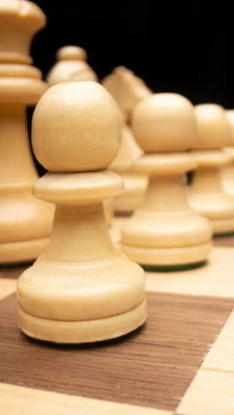 chess-pieces-in-vertical-video