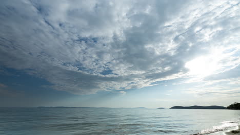 Schöner-Strand-Und-Küste-Griechenlands