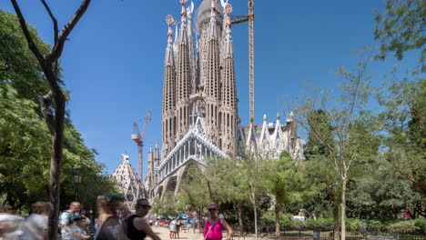 Kathedrale-Sagrada-Familia-In-Barcelona