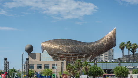 Escultura-Pez-Metal-Y-Olimpiadas-Del-Puerto-De-Barcelona