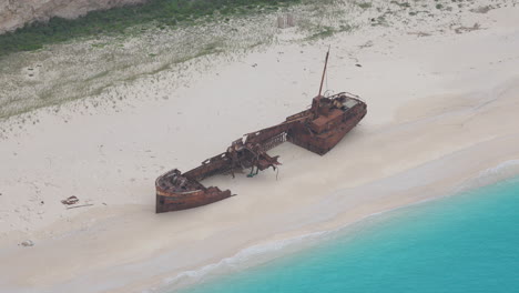 Navagio-Schiffswrack-In-Zakynthos,-Griechenland