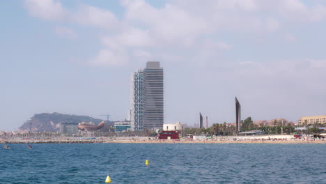 Aus-Der-Küste-Barcelonas-Herauszoomen