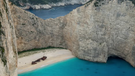 Naufragio-Del-Navío-Navagio-En-Zakynthos,-Grecia