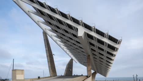 Panel-Solar-En-Barcelona,-España