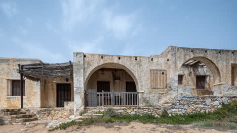 old-ruined-holiday-apartments-in-greece