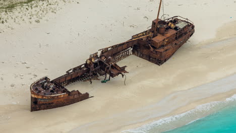 navagio-shipwreck-in-Zakynthos,-greece