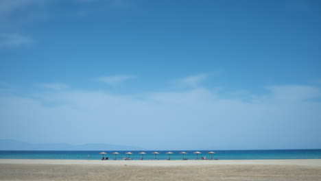 Playa-De-Maragkas-En-Naxos