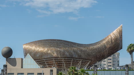 Barcelona-Hafen-Olympic-Und-Metallfischskulptur