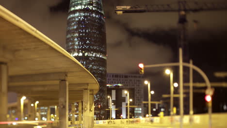 Barcelona-Stadtverkehr-Zeitraffer-Bei-Nacht