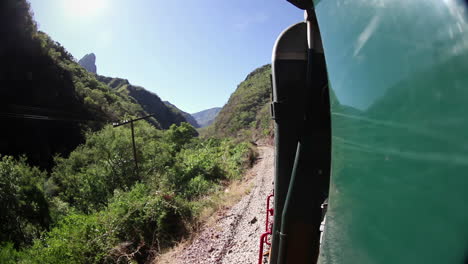 Vista-Desde-El-Tren-Chepe-Mexico