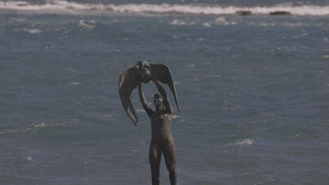 Statue-Im-Meer-Auf-Gran-Canaria