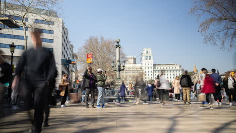 Las-Ramblas-Menschenmenge-Zeitraffer-Barcelona-Spanien.