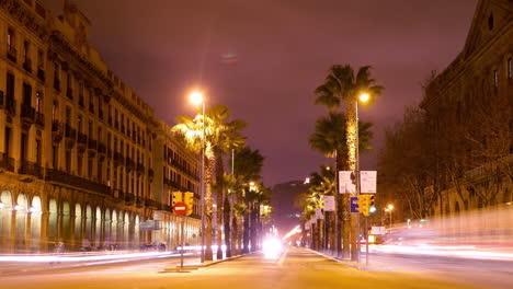 Barcelona-Stadtverkehr-Zeitraffer-Bei-Nacht