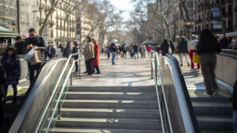 Las-Ramblas-Menschenmenge-Zeitraffer-Barcelona-Spanien.